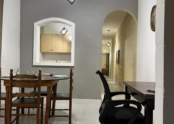 2badroom Apartment, Terrace, Close To Sea * Xlendi