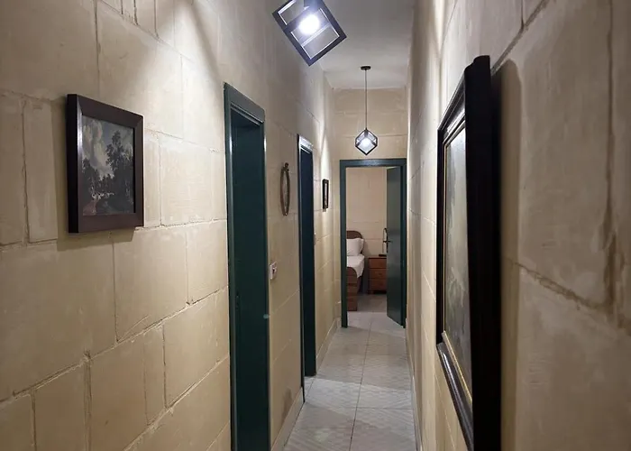 2badroom Apartment, Terrace, Close To Sea * Xlendi